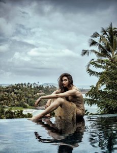 Deepika Padukone Swimsuit 8 thefappeningblog.com.jpg