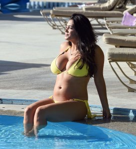 Casey Batchelor 33--thefappeningblog.com.jpg