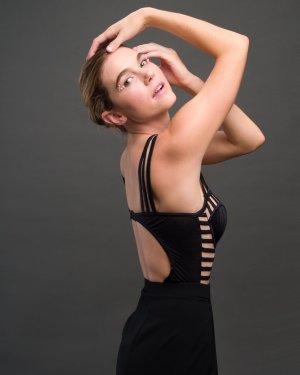 Tabitha Brownstone (4).jpg