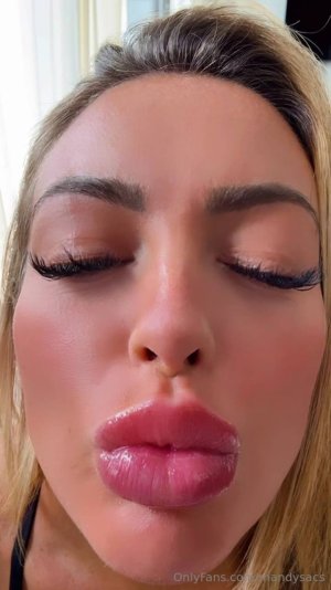 mandy photo_2024-01-09_05-21-18.jpg