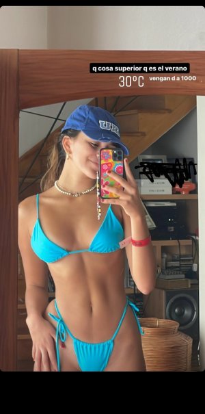Maia Reficco (16).jpg