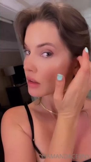 Amanda Cerny Hot Lingerie Peak Video Leaked FappTime.com.mov_snapshot_01.13.698.jpg