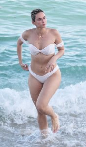 Julieanna Goddard Sexy 40--thefappeningblog.com.jpg