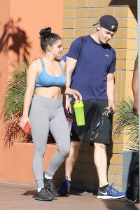 Ariel Winter 5--thefappeningblog.com.jpg