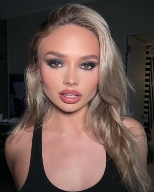 Natalie alyn lind (1).jpg