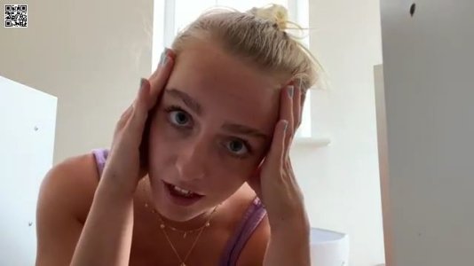 SkyBlondee - snacks.mkv_000001907.jpg