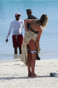 Kristina Mendonca Sexy 34--thefappeningblog.com.jpg