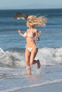 Dalia Elliott 38--thefappeningblog.com.jpg