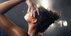 Love Advent 2017 11-thefappeningblog.com.jpg