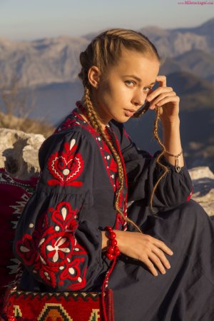 0010-03 thefappeningblog.com.jpg