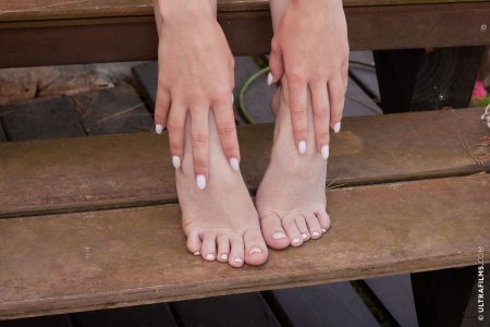 0011-12 thefappeningblog.com.jpg