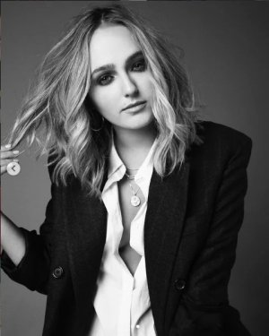 Sophie Reynolds (11).jpg