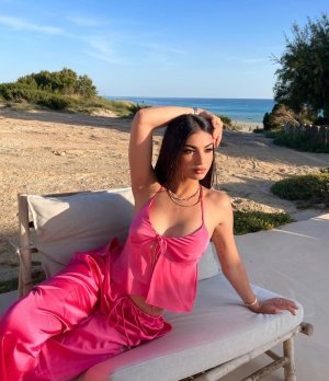 740full-elisa-maino (6).jpg