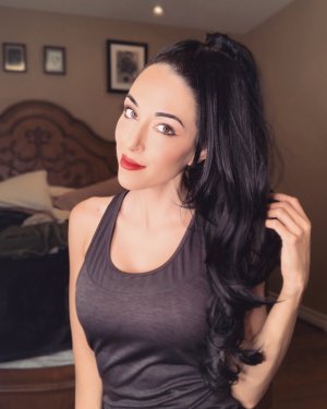 ETGr_GAU0AEC48y.jpg ETGr_GAU0AEC48y.jpg