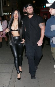 Cardi B 27-thefappeningblog.com.jpg