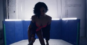 Love Advent 2017 - Day 1 4-thefappeningblog.com.jpg