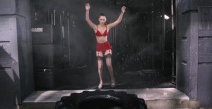 Love Advent 2017 - Day 1 1-thefappeningblog.com.jpg