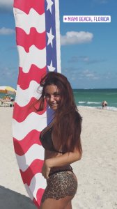 Elettra Lamborghini Sexy Inst 2 thefappeningblog.com.jpg