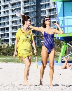 Julia Pereira 70 thefappeningblog.com.jpg