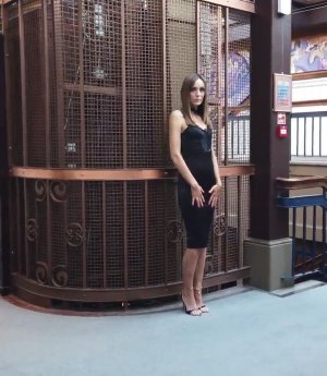 elle (11).mp4_000005596.jpg