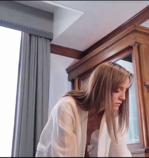 elle (6).mp4_000016146.jpg