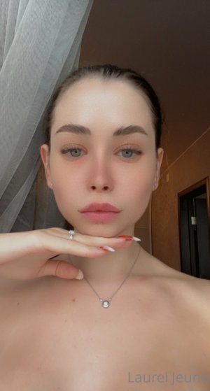 LaurelJeune pic (258).jpg
