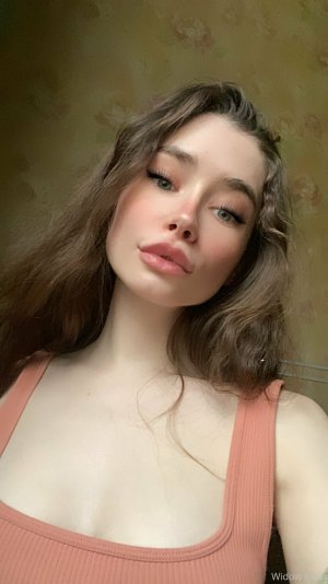 LaurelJeune pic (437).jpg