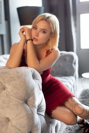 0003-02 thefappeningblog.com.jpg