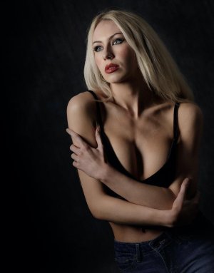 Melissa Alice Slater - Nippy UK Model - mel__alice melalicemodel mel__slater 033.jpg