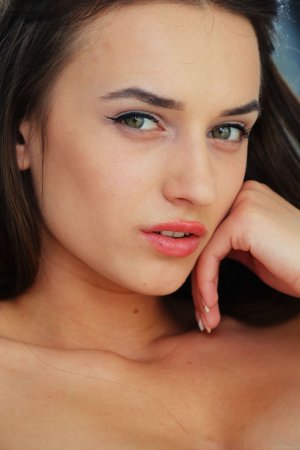 0010-10 thefappeningblog.com.jpg