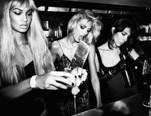 Vogue Italia December 2017 21 thefappeningblog.com.jpg