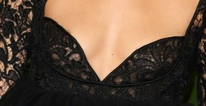 Anja Rubik See Through 4 thefappeningblog.com.jpg