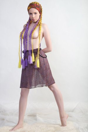 gillian-a-pure-color-01 thefappeningblog.com.jpg