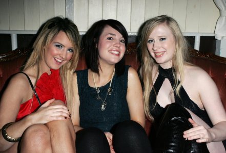 Katie Kay & Edie & Satine Spark 001.jpg