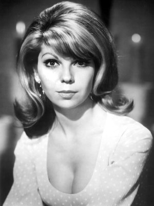 Nancy Sinatra (10).jpg