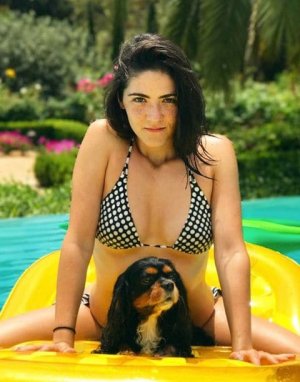 49-hot-pictures-of-isabelle-fuhrman-will-make-you-want-her-now-best-of-comic-books-11.jpg