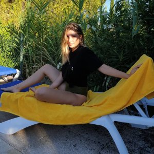 Miriam-Giovanelli-Nude-Topless-13.jpg