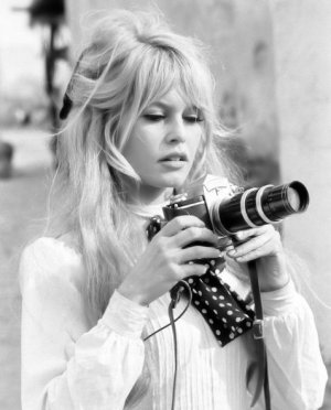 Brigitte Bardot -49df2b6cae97fd2f6dff17a7ea48056f 3678bd10.jpg