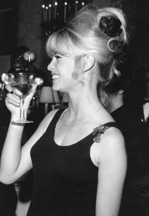 Brigitte Bardot At A Press Conference  -pph5hnF8gT1vej699o1.jpg