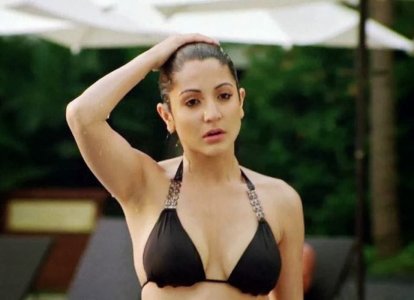 Anushka Sharma (13).jpg