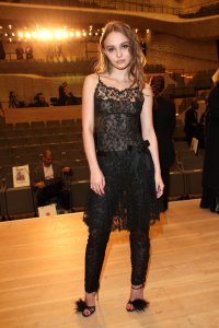 Lily-Rose Depp 73 thefappeningblog.com.jpg
