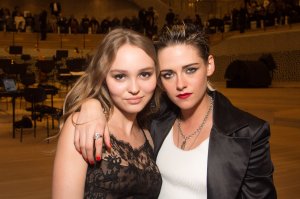 Lily-Rose Depp 41 thefappeningblog.com.jpg