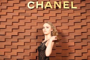 Lily-Rose Depp 40 thefappeningblog.com.jpg