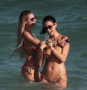 Francesca Brambilla & Livia Canalis Sexy 16 thefappeningblog.com.jpg