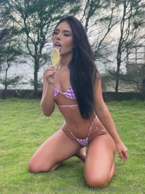 EstterMuniz Pic (40).jpg