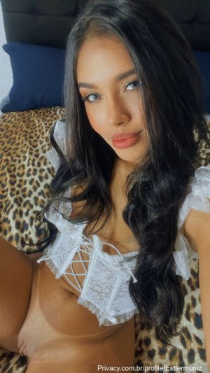 EstterMuniz Pic (221).jpg