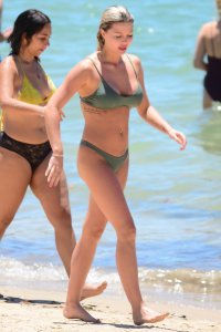 Courtney Cole 17 thefappeningblog.com.jpg