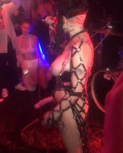 Brooke Candy Topless 1 thefappeningblog.com.jpg