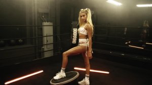 Hailey Baldwin 15 thefappeningblog.com.JPG