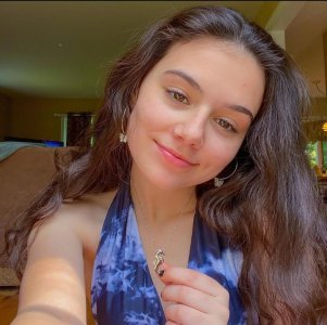 Julia Antonelli (9).jpg